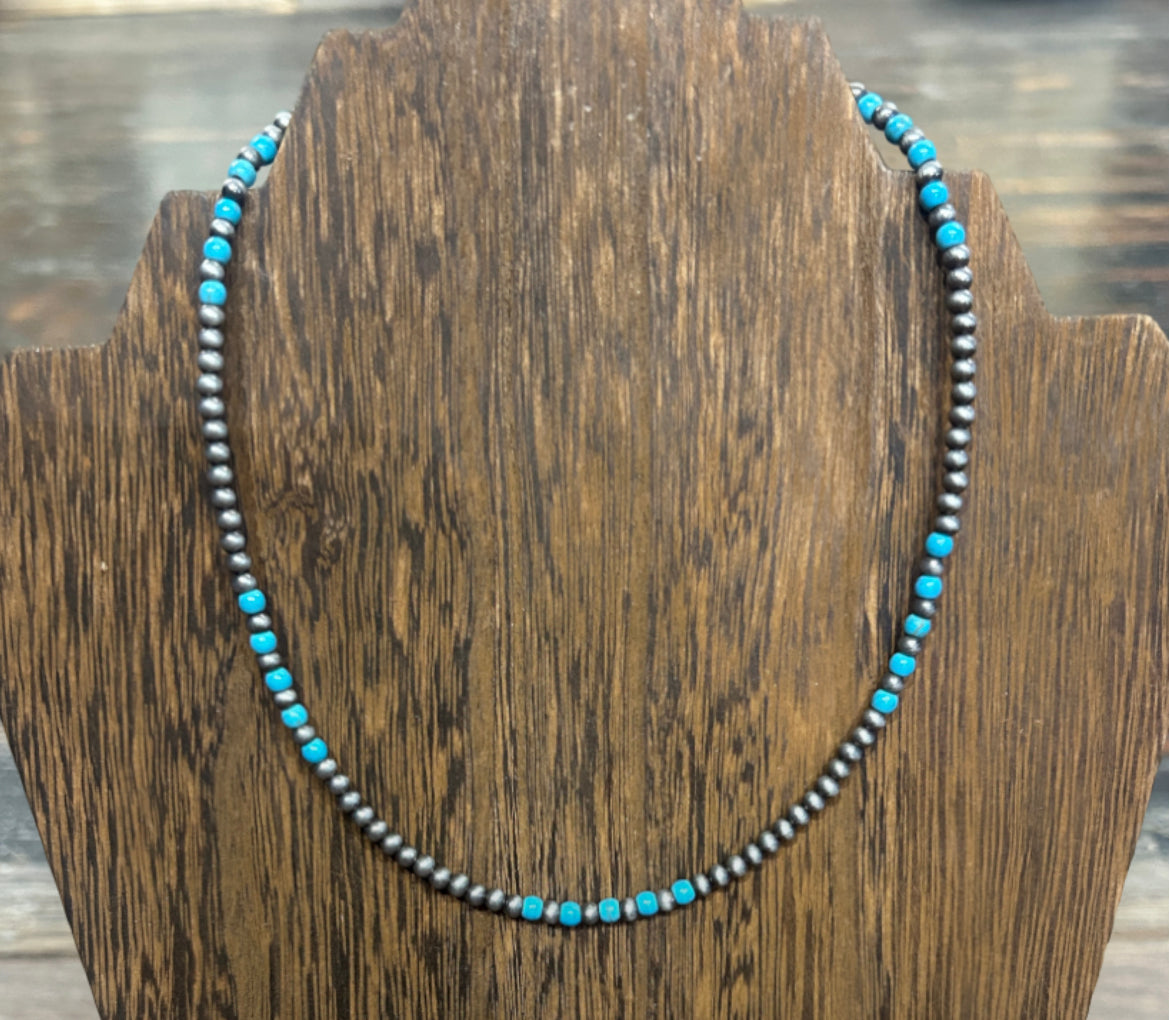 16‘’ 4mm Silver Navajo Pearl w/ Blue Stone Beads Necklace