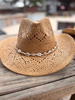 COWRIE SHELL STRAW BEACH HAT