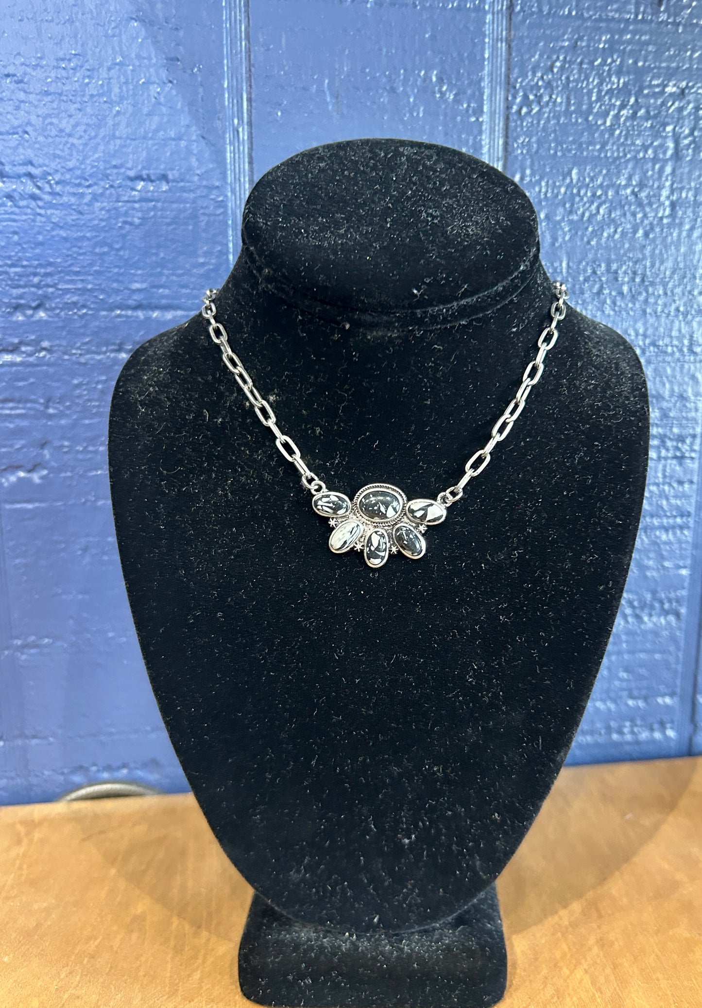 Silver Chain with Half Flower Stone Cluster
