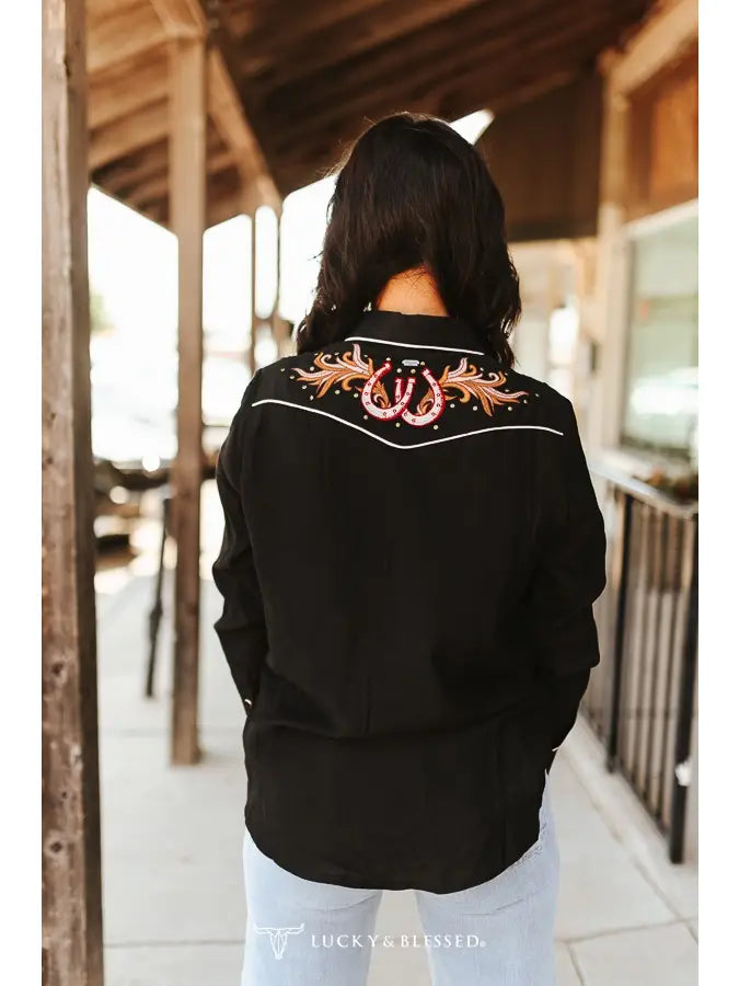 Black Pearl Snap Boot Stitch Horse Shoe Yoke/Sleeve Top