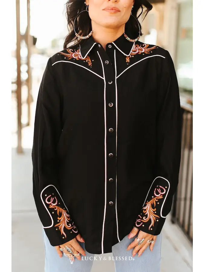 Black Pearl Snap Boot Stitch Horse Shoe Yoke/Sleeve Top